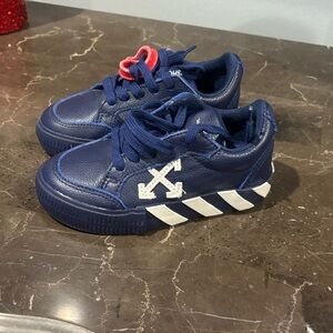 Toddler Boys OFF WHITEE sneakers